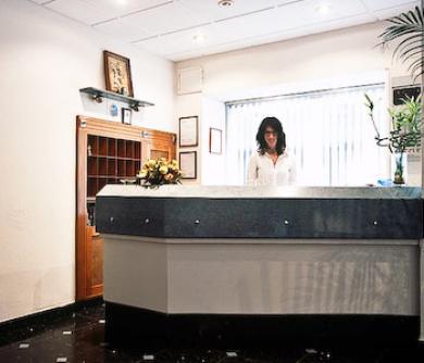 Hotel Athos 3*