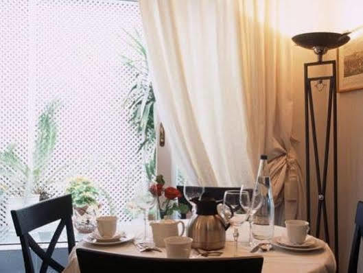 Athos Hotel